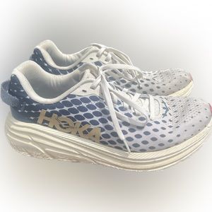 Hoka women’s shoes size 10M